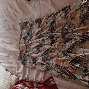 Anne Taylor Loft skirt medium petite. Flowy.